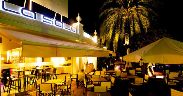 Costa Restaurants Help the Needy