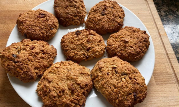 My Pal Giles Bakes the Biscuit!