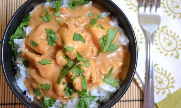 Chicken with Chili, Coconut and Peanut Sauce